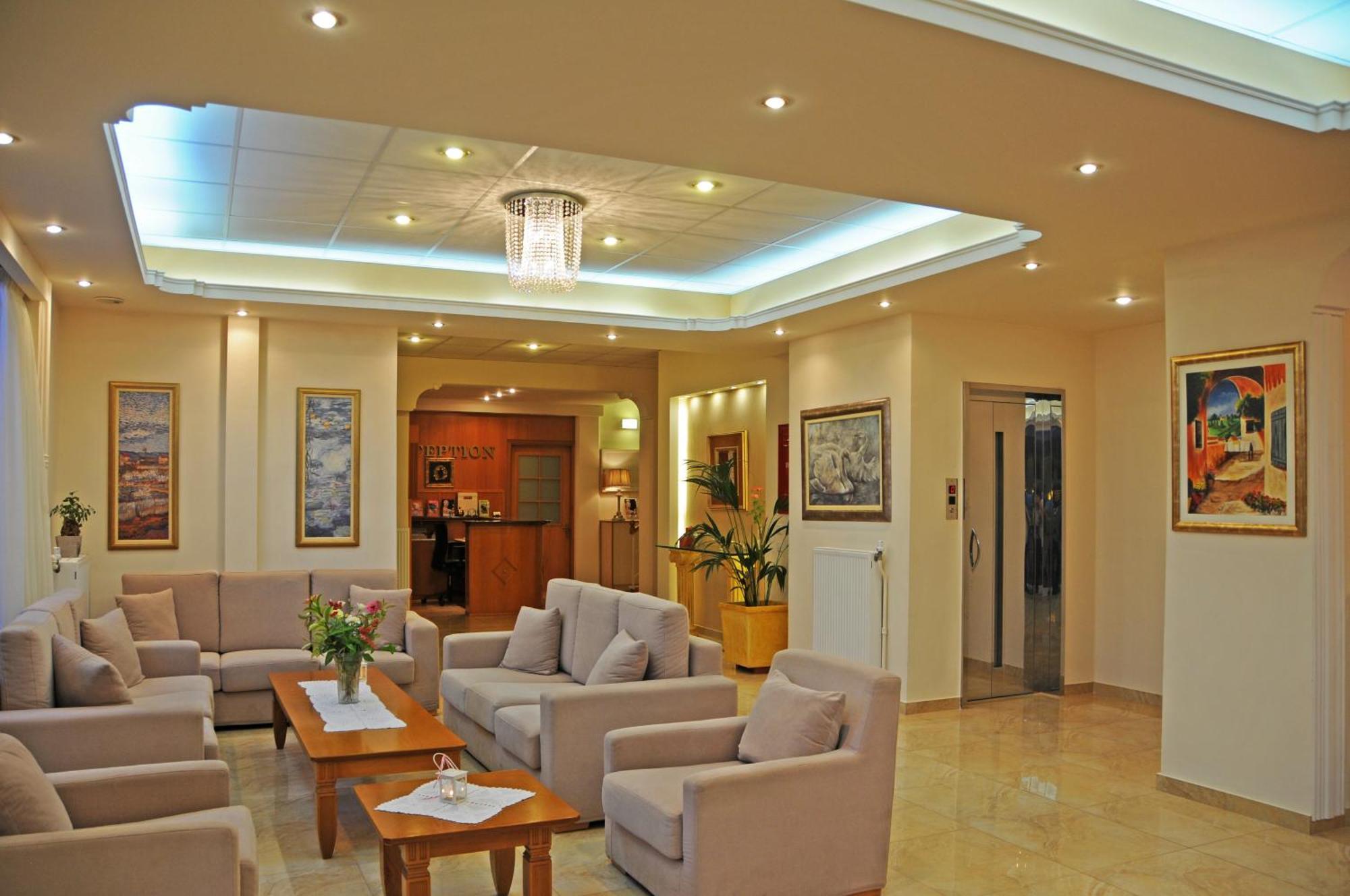 לוטרה קיליניס Hotel Taxiarhis מראה חיצוני תמונה